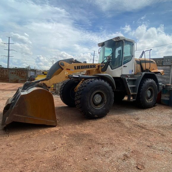 PÁ CARREGADEIRA LIEBHERR L538 (PC09)
